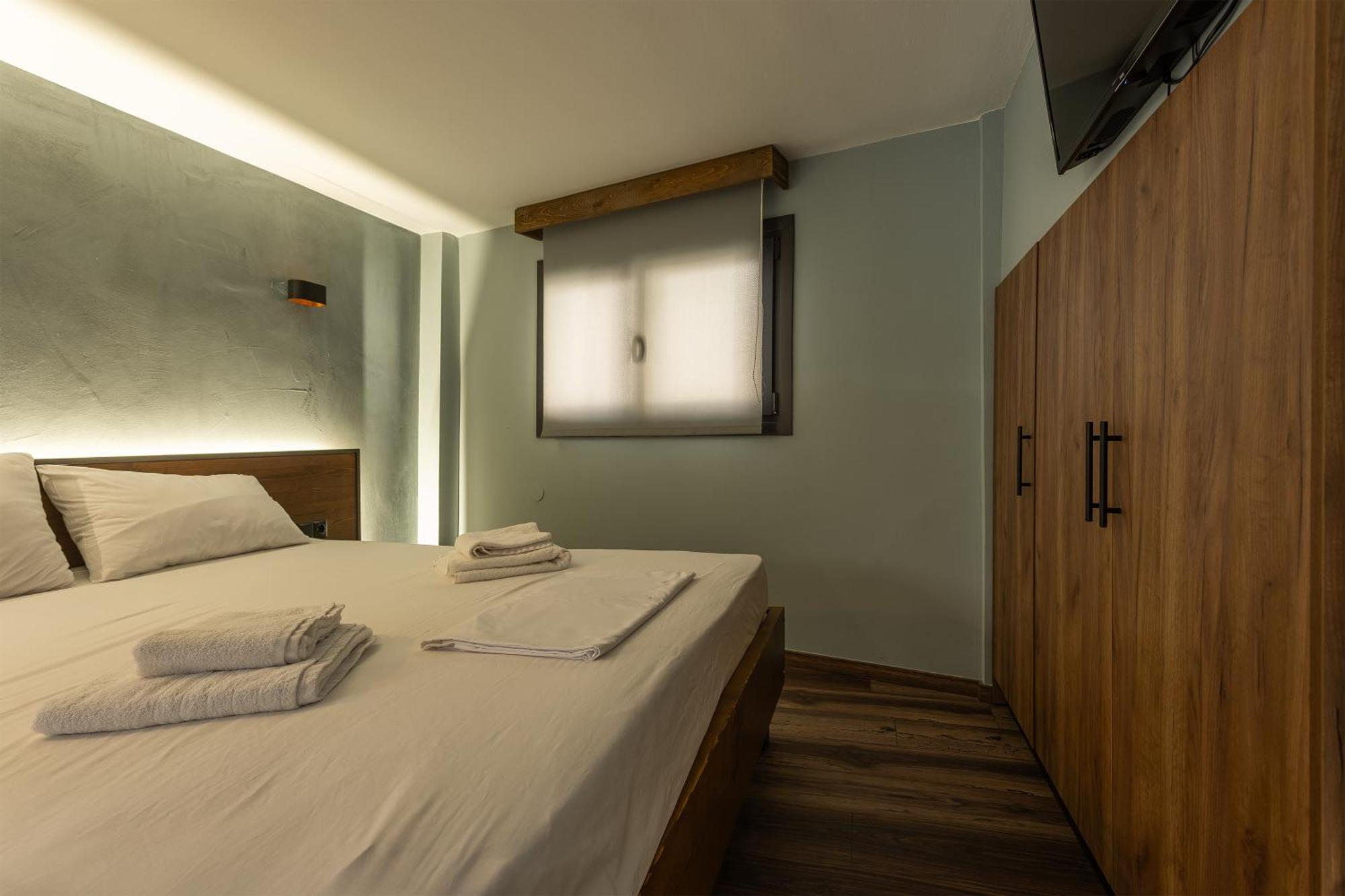 Wooden Suites Thessaloniki Exterior photo